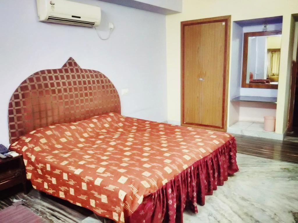 Hotel Rani Palace At Lake Fatehsagar Udajpur Exteriér fotografie