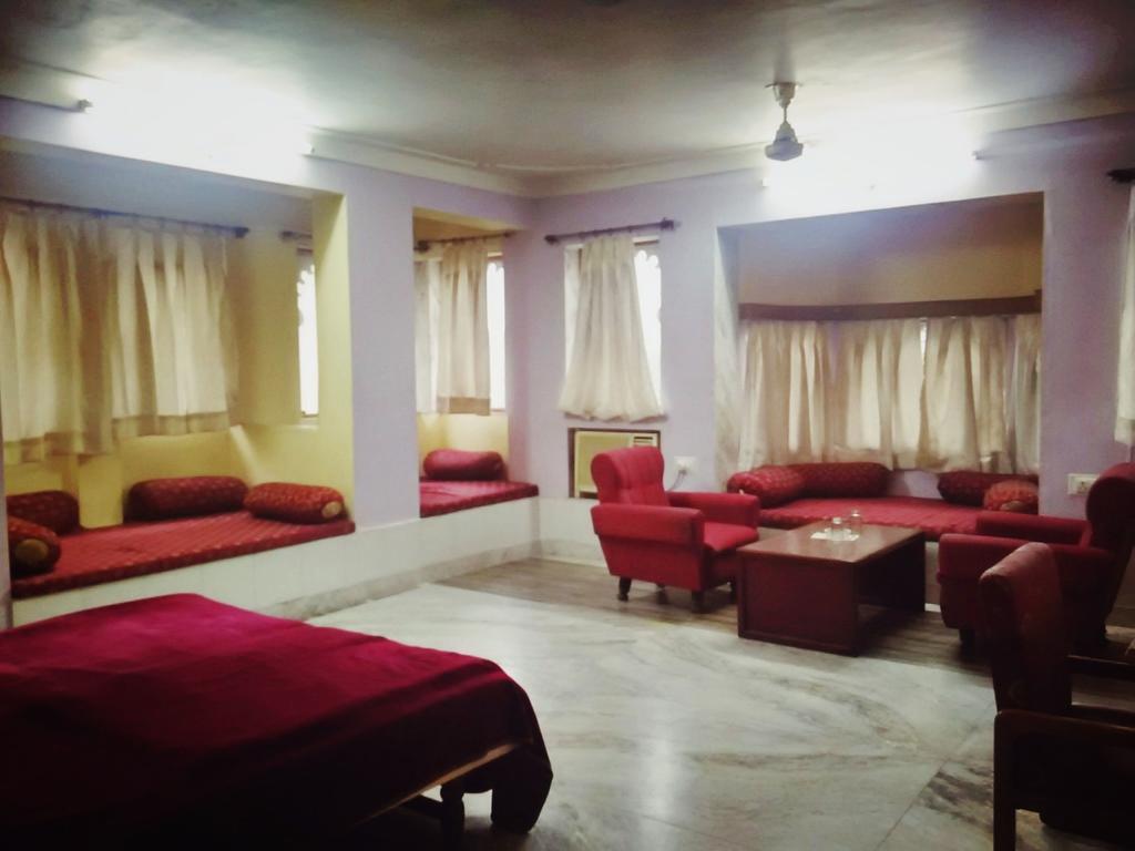 Hotel Rani Palace At Lake Fatehsagar Udajpur Exteriér fotografie